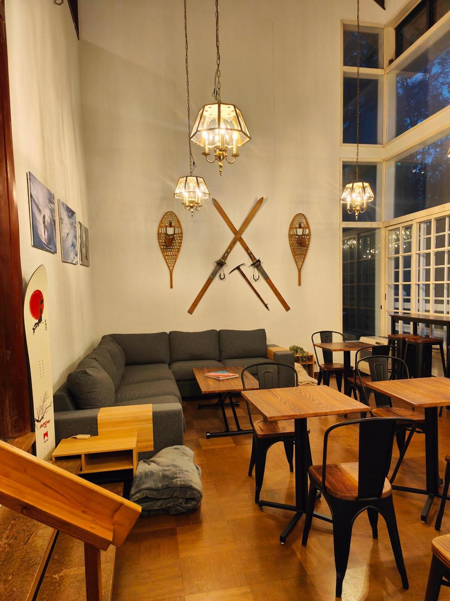 Hotel Foxtrot Hakuba Zewnętrze zdjęcie